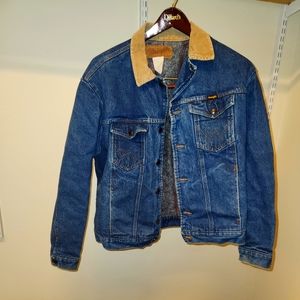 Vintage Wrangler Sherpa Denim Jacket with blanket lining sz Large